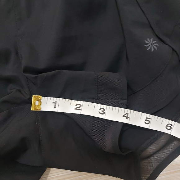 Athleta mesh racer shorts - Picture 8 of 10